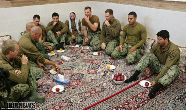 Iran takes US Marines hostage-BO_4